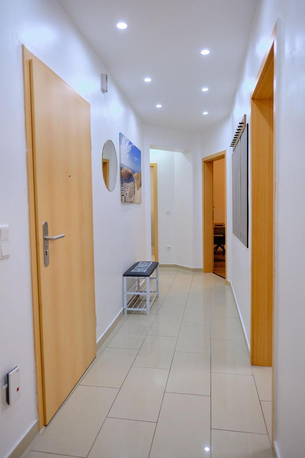 Primetime Suite Fuer 8+Kueche/Wifi Essen Exterior photo